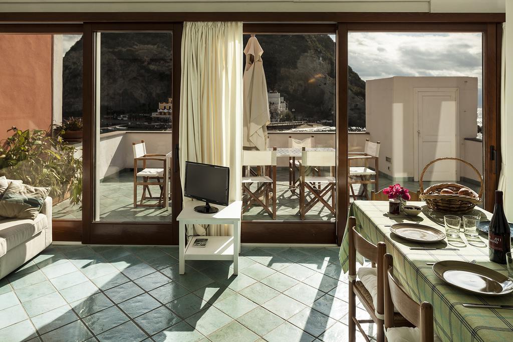 Appartamenti Le Pleiadi - Sant'Angelo D'Ischia Chambre photo